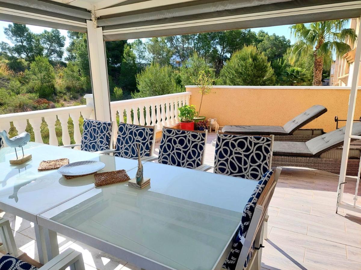 Fabulous Detached Large Villa 5 Bedrooms 3 Bathrooms Backing Onto Villamartin Golf Course Exterior foto